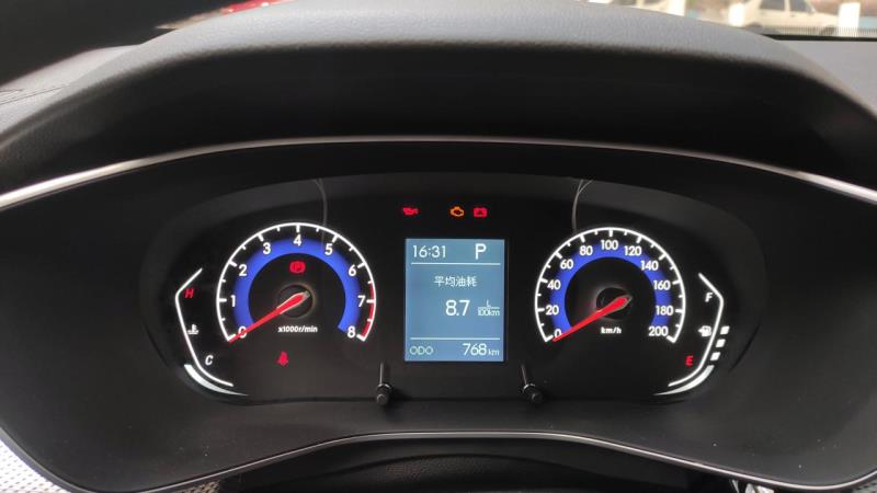 beijing·x3，的车北京智达X3自动1.5cvt荣耀款，跑了一趟成都公里数对比，油耗个人非常让满意，这油耗在国产1.5T发动机里是否正常