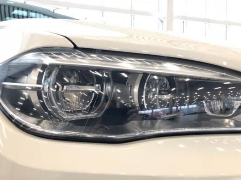 宝马x6，2019款X6，原车是氙气大灯，想升级高配LED大灯总成，使用效果咋样，改装起来复杂吗