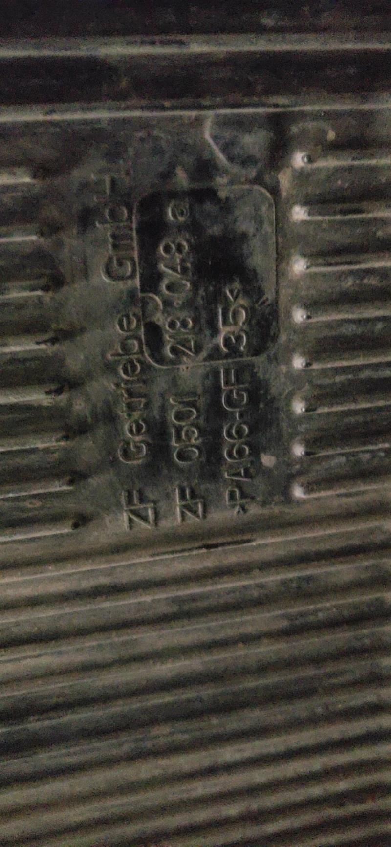 宝马x5，宝马ZF8HP45的变速箱油底壳怎么看是否正品和生产日期，我就在油底壳外面找到了这一串英文，能否看出生产日期呢