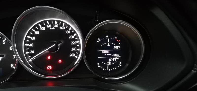 长安马自达CX-5他的温度指示在100度是正常吗，的车刚提一星期就这样