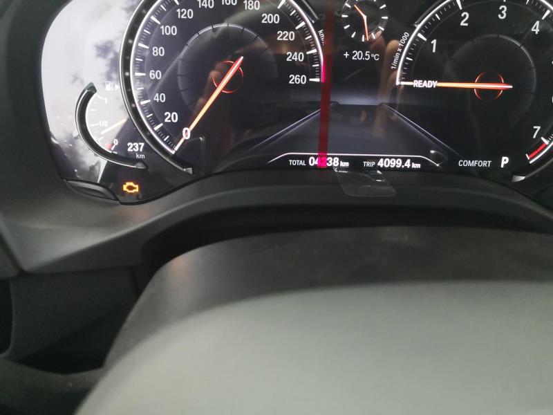 宝马x3，28新车刚4000公里发动机故障灯亮了，电脑检测是油箱排气阀故障，有没有遇到同样的问题，咋解决的，求助!