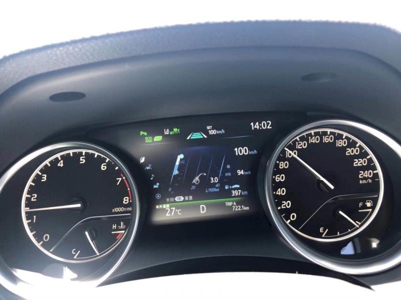2019款凯美瑞，2.5G豪华版，新车上高速跑100公里每小时，这个油耗正常么
