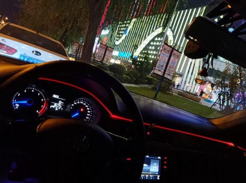 目前宝来1.5l自豪跟1.4t精英广东省的裸车价落地价多少