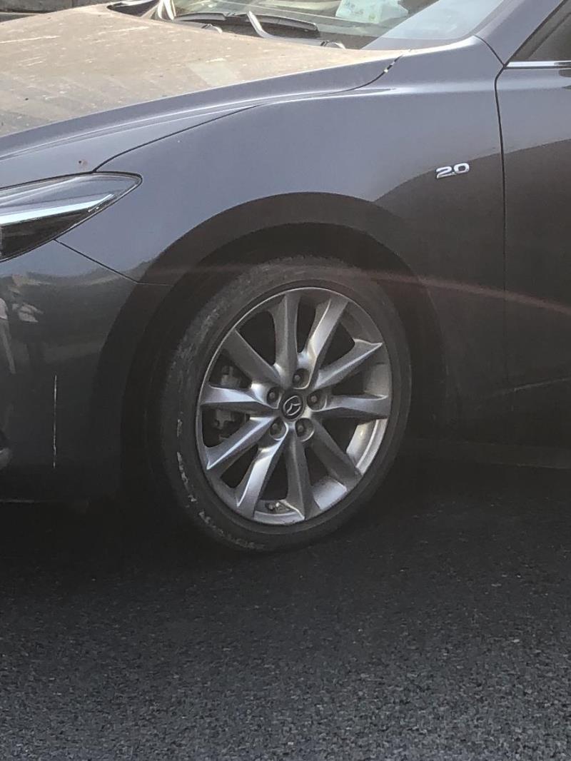 马自达3 昂克赛拉，2017款昂克赛拉2.0旗舰，轮胎都磨损的差不多了，想换轮胎换哪款比较好，觉得原厂的优科豪马抓地力实在有点差