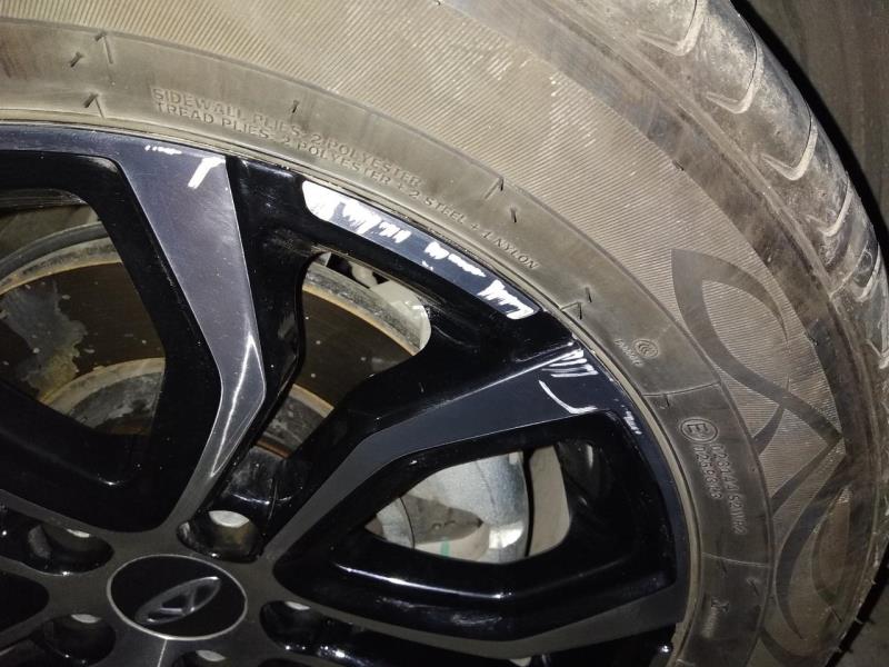 瑞虎3x，轮毂擦伤了影响使用吗，修复一般多少钱