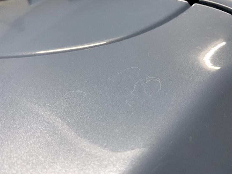 本田xr-v，为什么车特别容易有水印，痛一个地方停车同事的车就没那么容易有水印