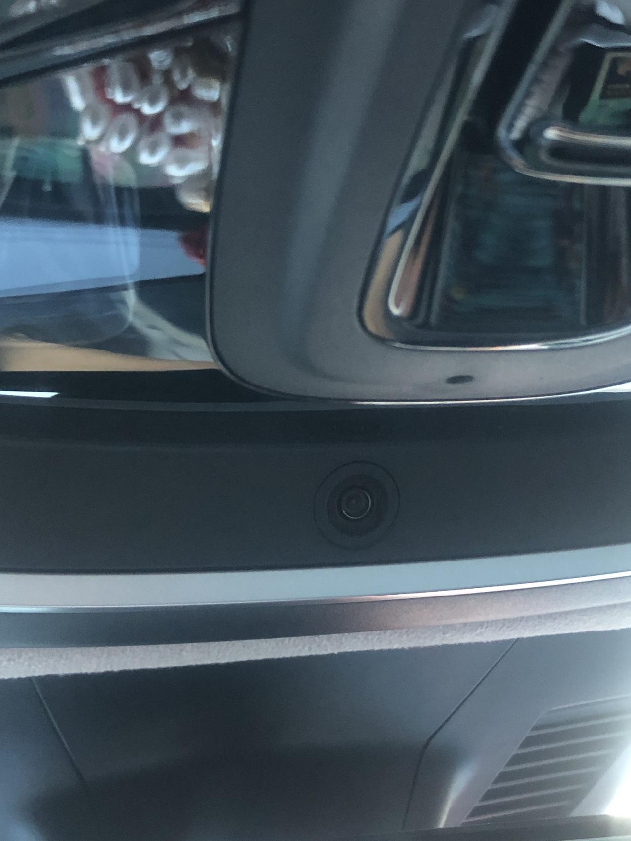 星越L雷神混动版的车内摄像头怎么使用，相机打开黑的没什么反应。