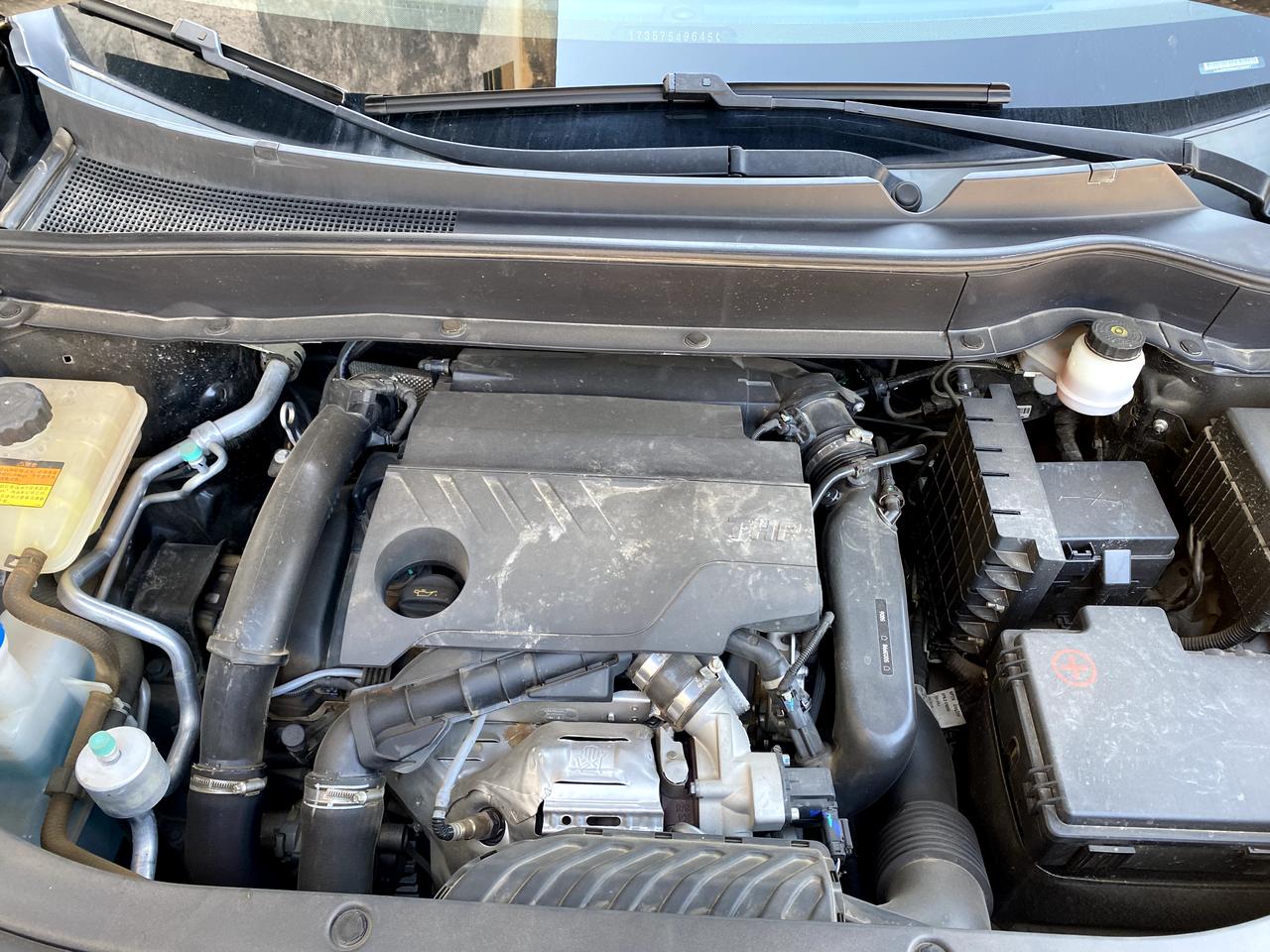 东风风神AX7 20款AX7 EP6 的发动机 换防冻液会自动排气吗？ 还是要手动排气 ？