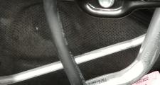本田CR-V 大家早上好!刚刚去点车啦！看到发动机舱里面一张网，好多灰尘，给我的感觉怪怪的!请问友友们这辆车会不会是库存