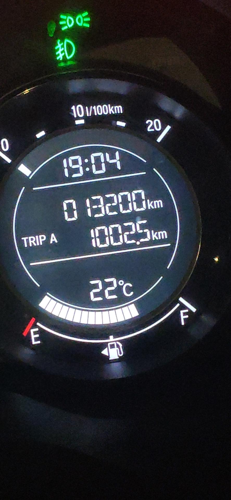 本田XR-V 年前买的舒适1.5T  现在13000公里 最近一个月开始空挡等红灯车身抖动，怠速的时候踩油门有顿挫，松油