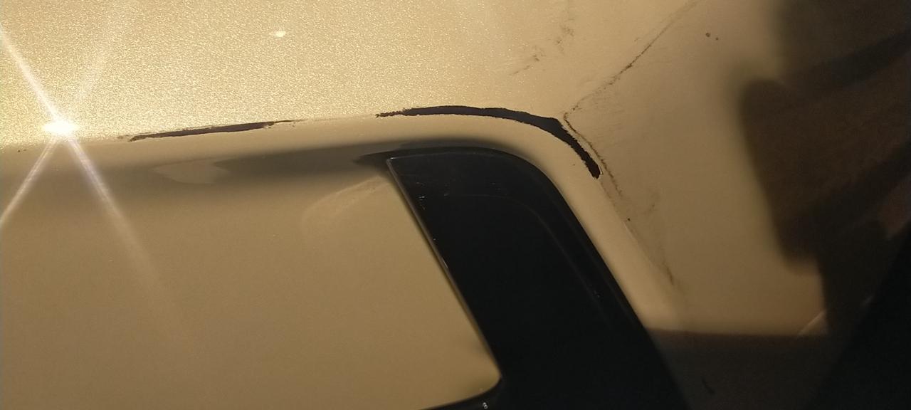 日产轩逸 车子被刮了要补漆吗？