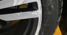 宝马6系GT 轮毂刮伤，修复大概要多少钱