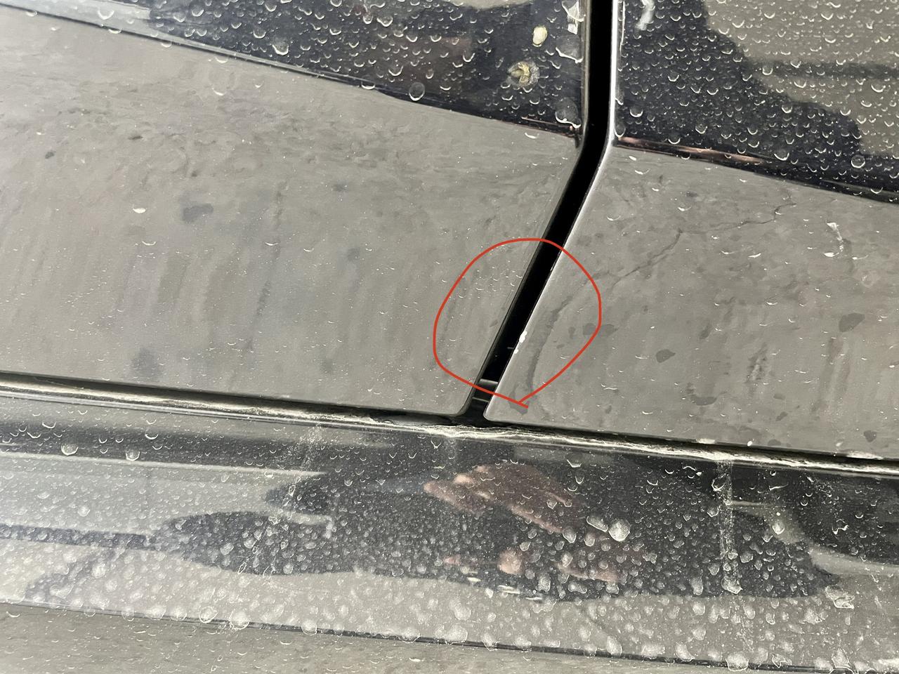 宝马3系 车门处开门的时候碰到了漏了点底漆，暂时不处理会生锈吗