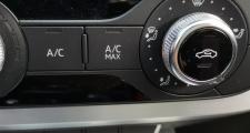 奥迪A4L 这2个AC有什么区别？ 如果仅仅是最大制冷，跟调低温度不是一回事吗？