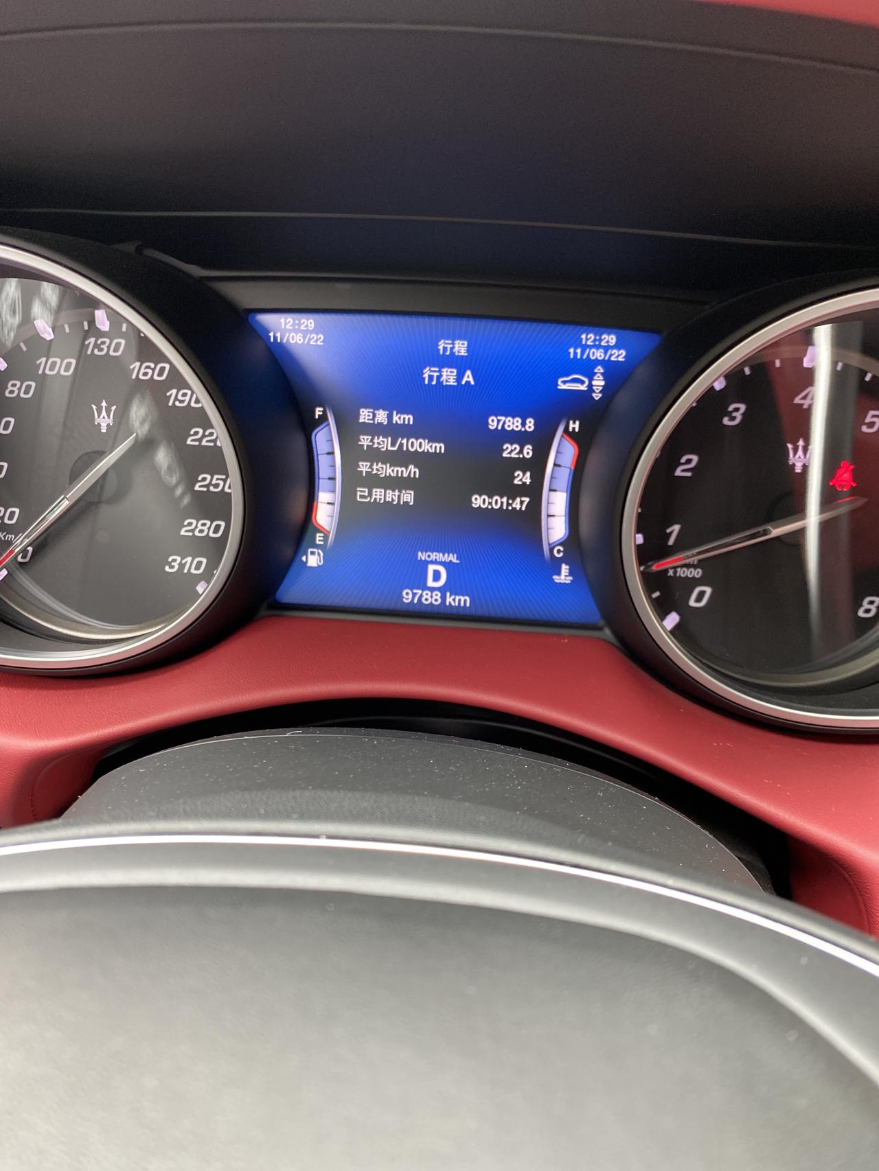 玛莎拉蒂Levante 2019款3.0T标准版，正常驾驶，油耗百公里22升，正常吗？车友们你们的油耗是多少？