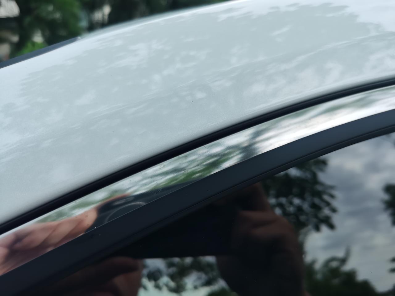 长安CS75 PLUS CS75p的车窗亮条什么材质的 有锈迹一样的东西咋清理呀？