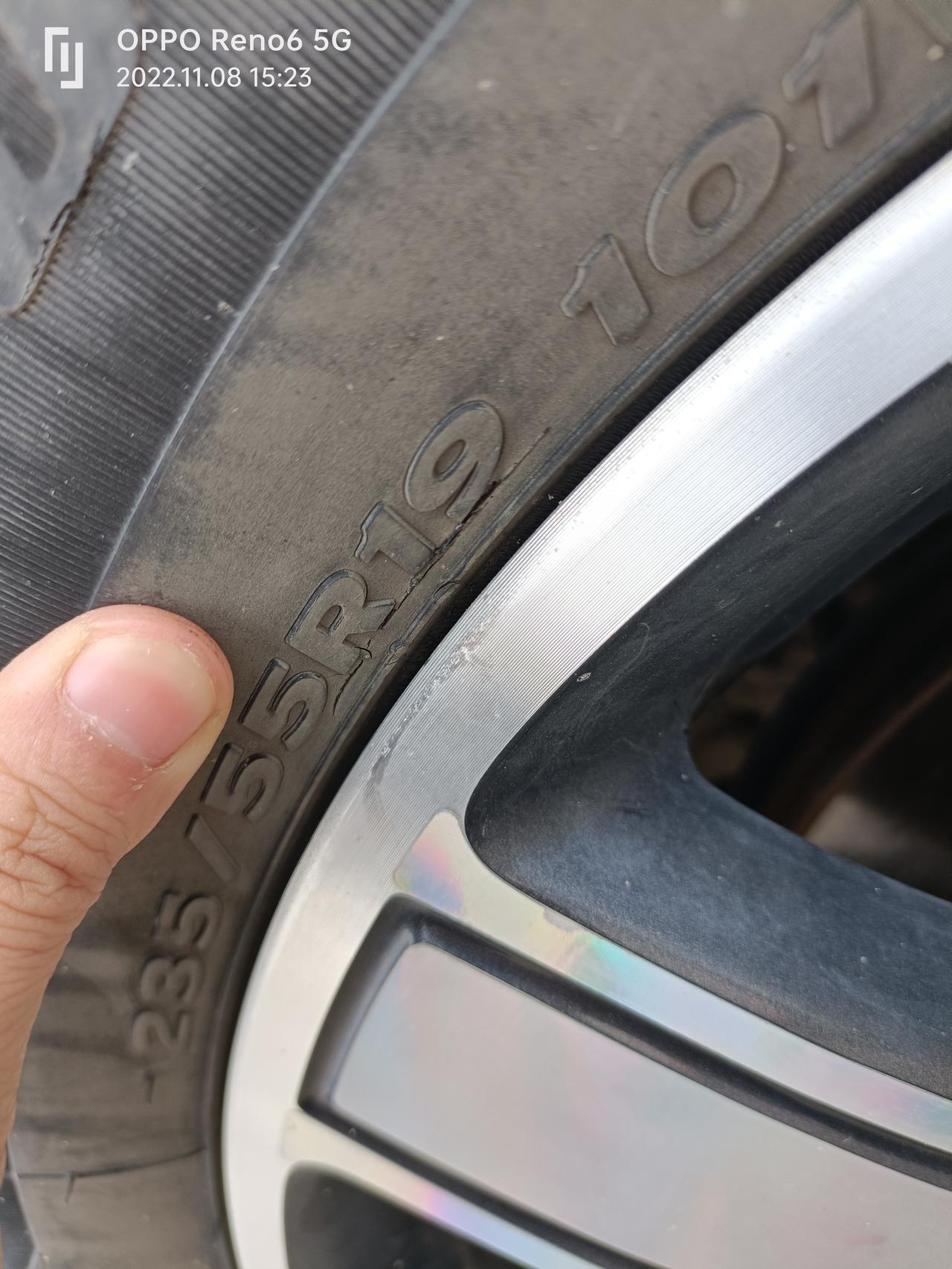 弗H6韩泰轮胎起皮问题。目前行驶2.3万公里，两个前轮轮胎有如图裂纹，这个正常吗