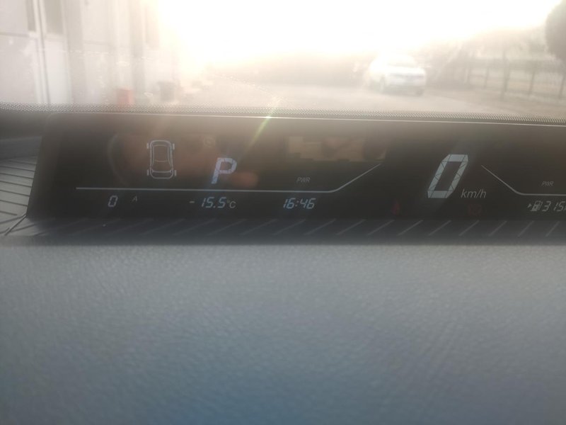 哪吒V显示车外温度不对怎么解决？车外温度都18度，还是显示零下15度
