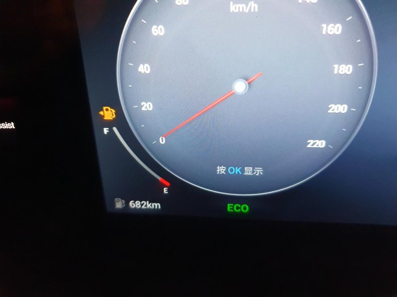 奇瑞瑞虎8 闪耀剩余油量显示，加满油还继续提示加油，怎么解决