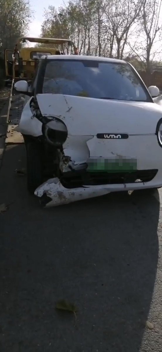 长安Lumin 车出了事故，走的保险，4S店给修了三个月了，正常吗？理解它缺配件，撞的也有点严重，但是三个月有