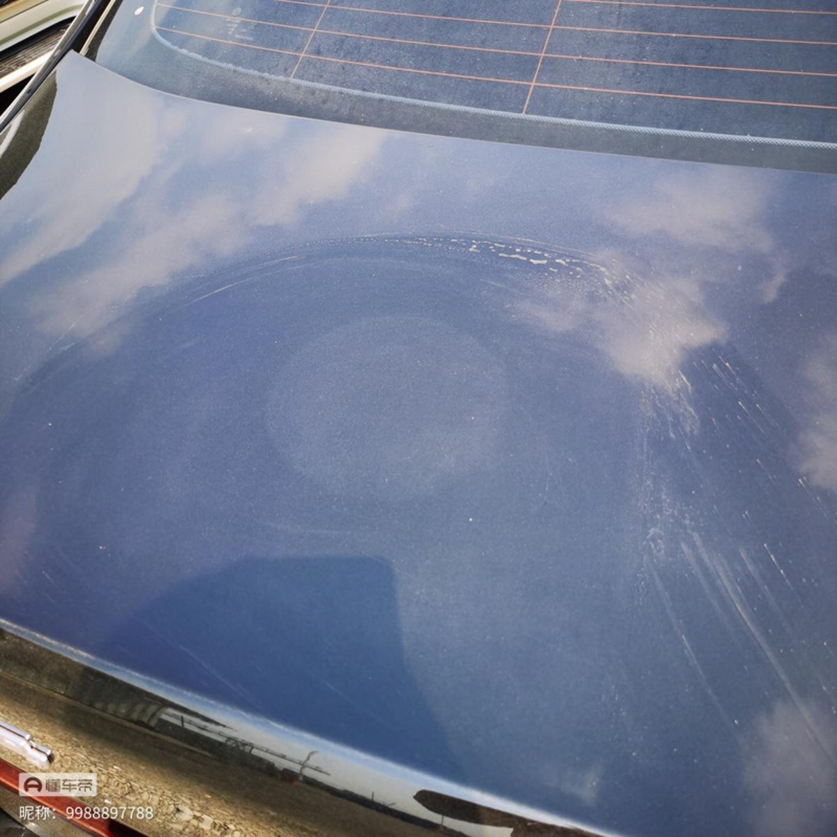 宝马5系 前引擎盖有下图这样的圈圈，用水一擦挺明显，是什么情况啊，怎么办，各位车友们。