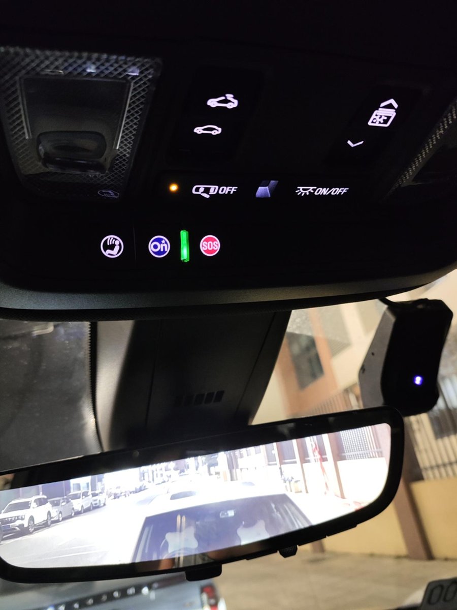 凯迪拉克XT6 四驱豪华有没有迎宾灯!有这个按钮却不亮