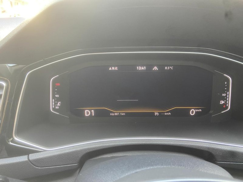 大众T-ROC探歌 各位车友 这个仪表盘不显示速度和发动机转速信息是怎么回事？
