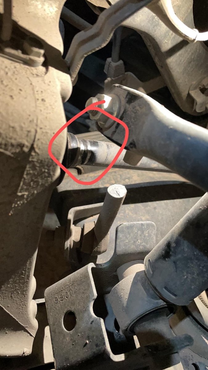 英菲尼迪QX50 汽车轮胎之前卷到了一卷很硬的钢丝磨出铁了，修理厂说没有大碍是真的没有问题吗？