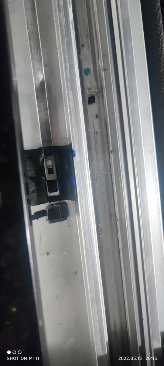 名爵MG5 天窗左边卡子断了一个，不知道修一下要多少钱[捂脸]