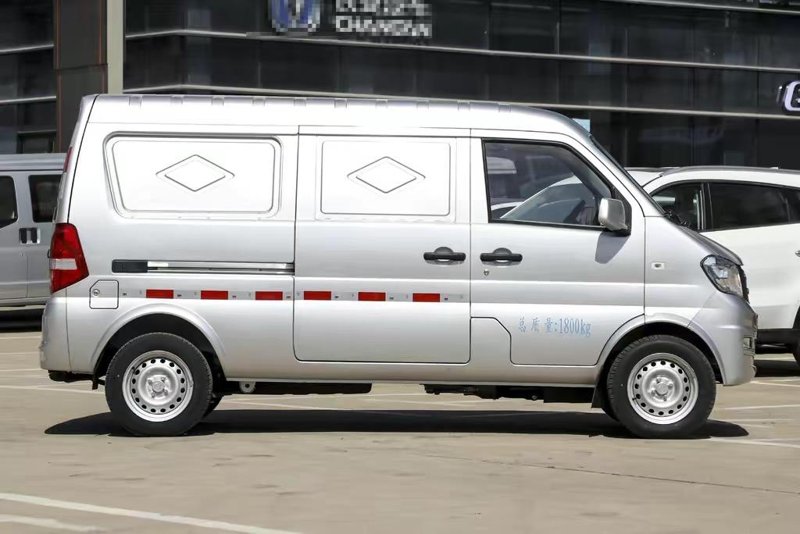 东风小康K05S 21年6月份k05s 实表29000公里 西安牌 个人一手车，带空调 现出售 ，带价来