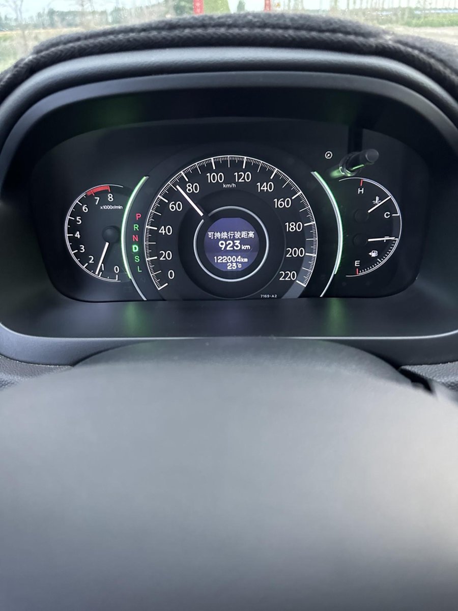 本田CR-V 各位车主们，我的CRV12万公里了，收油门时车会有拖拽感，这正常吗？你们有没有这种情况？[泣不成声][泣不