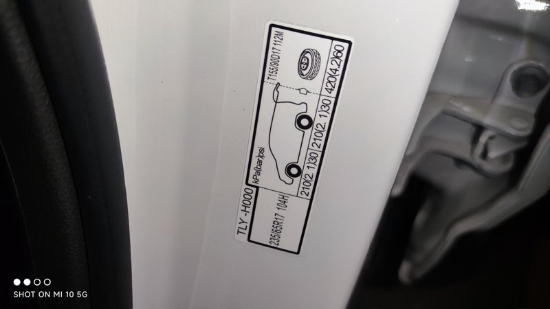 本田CR-V CRV这标准胎压四个轮打2.1bar？[惊呆]