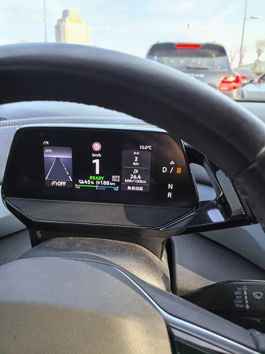 大众ID.4 X 车辆信息里面电耗不显示，小屏幕里正常显示，啥原因 是小屏幕和车辆信息里都不显示