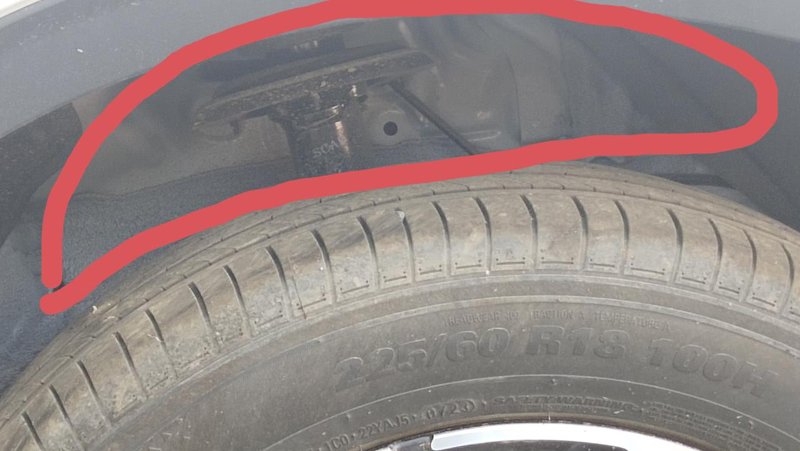 哈弗H6 轮胎内侧护板你们有没有装，在哪买的，网上看的都是上侧的没有内侧的护板，你们这块怎么做的防锈措施