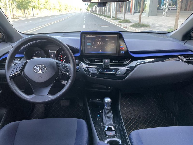 2019年4月上牌 丰田C-HR 2.0L自动领先版，7万公里，九万能买吗？？？