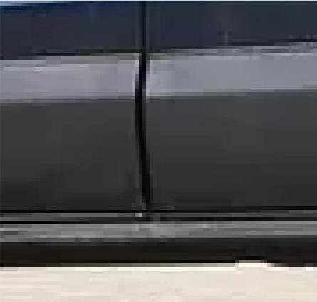 马自达CX-30 各位新年快乐，旁边这些黑胶可以喷漆和改车一样的颜色吗？有人弄过这些吗？就是说车是什么颜色就喷什么颜色，