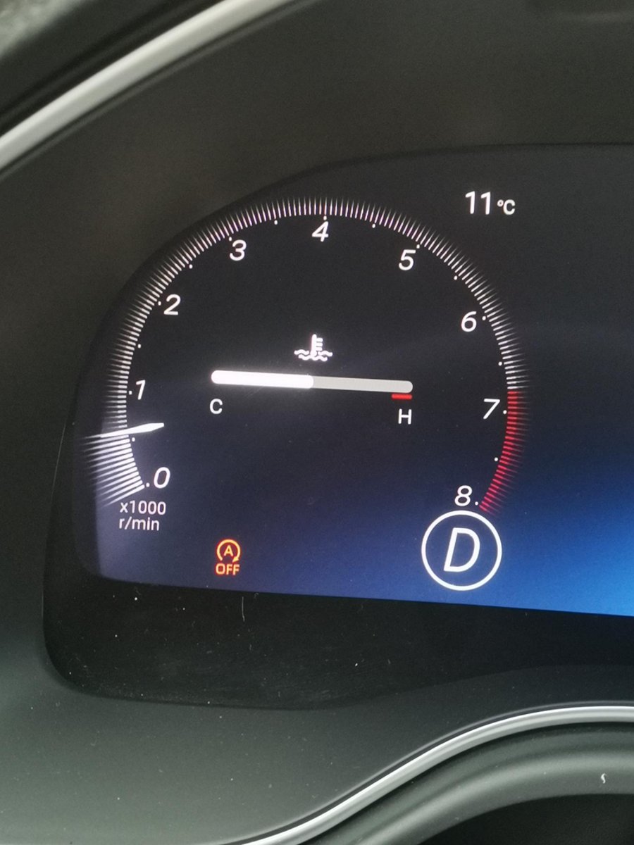 丰田亚洲龙 2.5燃油怠速这么低吗？