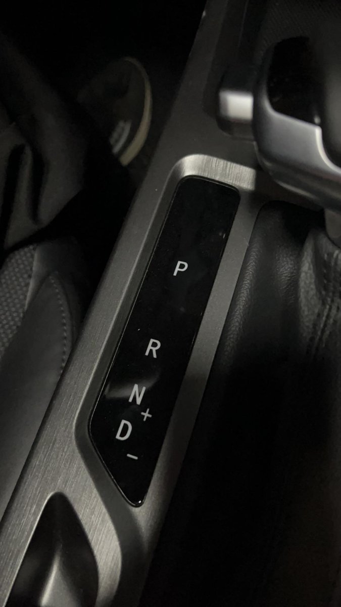 长安CS35 PLUS 这个车的换挡指示灯怎么没有背光呢？销售说就是没有，求各位车友回答