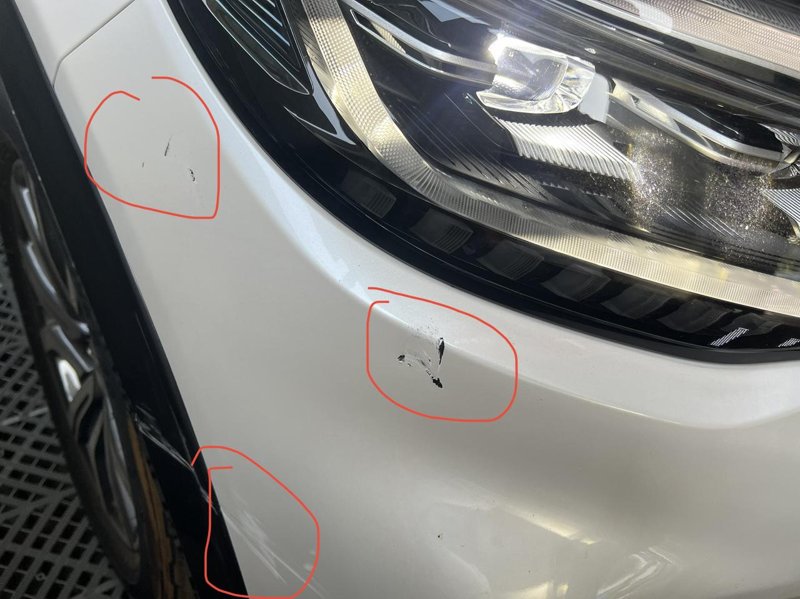 福特探险者 刚买一周的新车刮了[流泪]，这刮的位置是前保险杆吗？能换不？大概多少钱