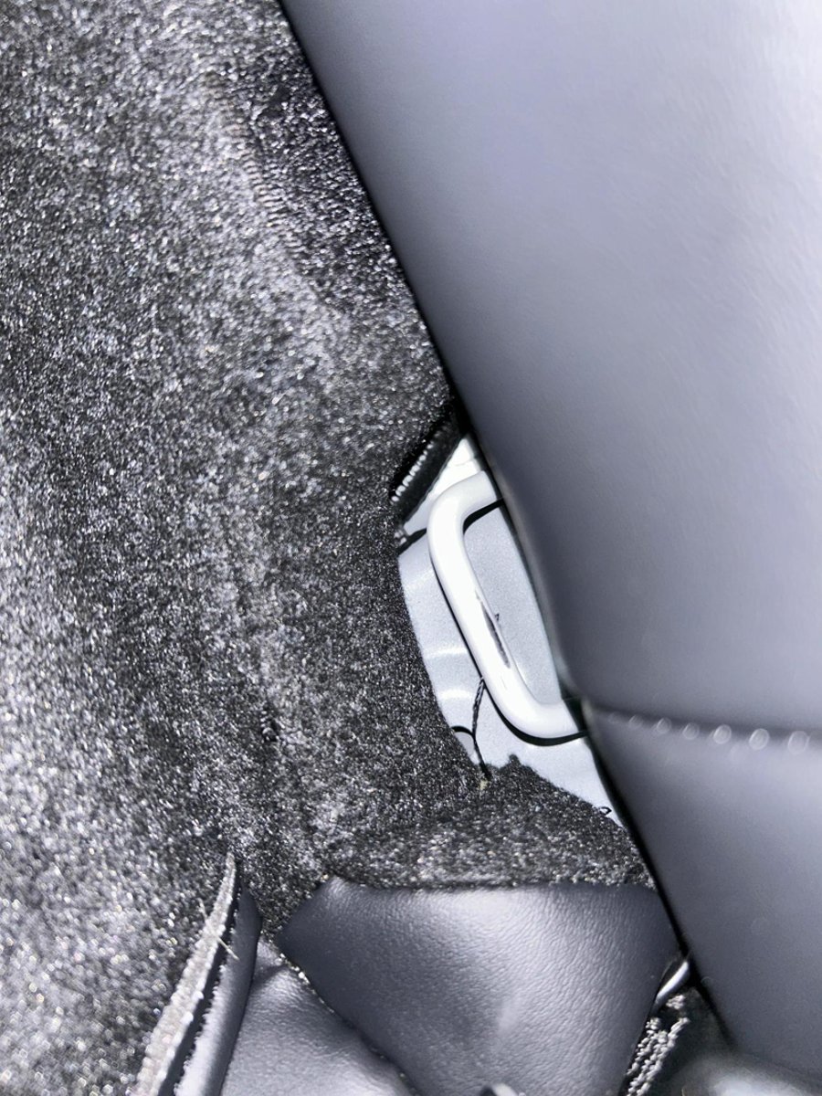 本田思域 汽车安全座椅接口使用后掉漆正常吗 需要补漆吗