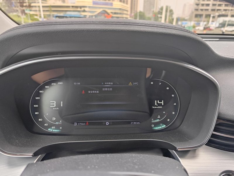 荣威iMAX8 为什么有时候安全带系着，在行驶中，黄色故障灯还是亮着？