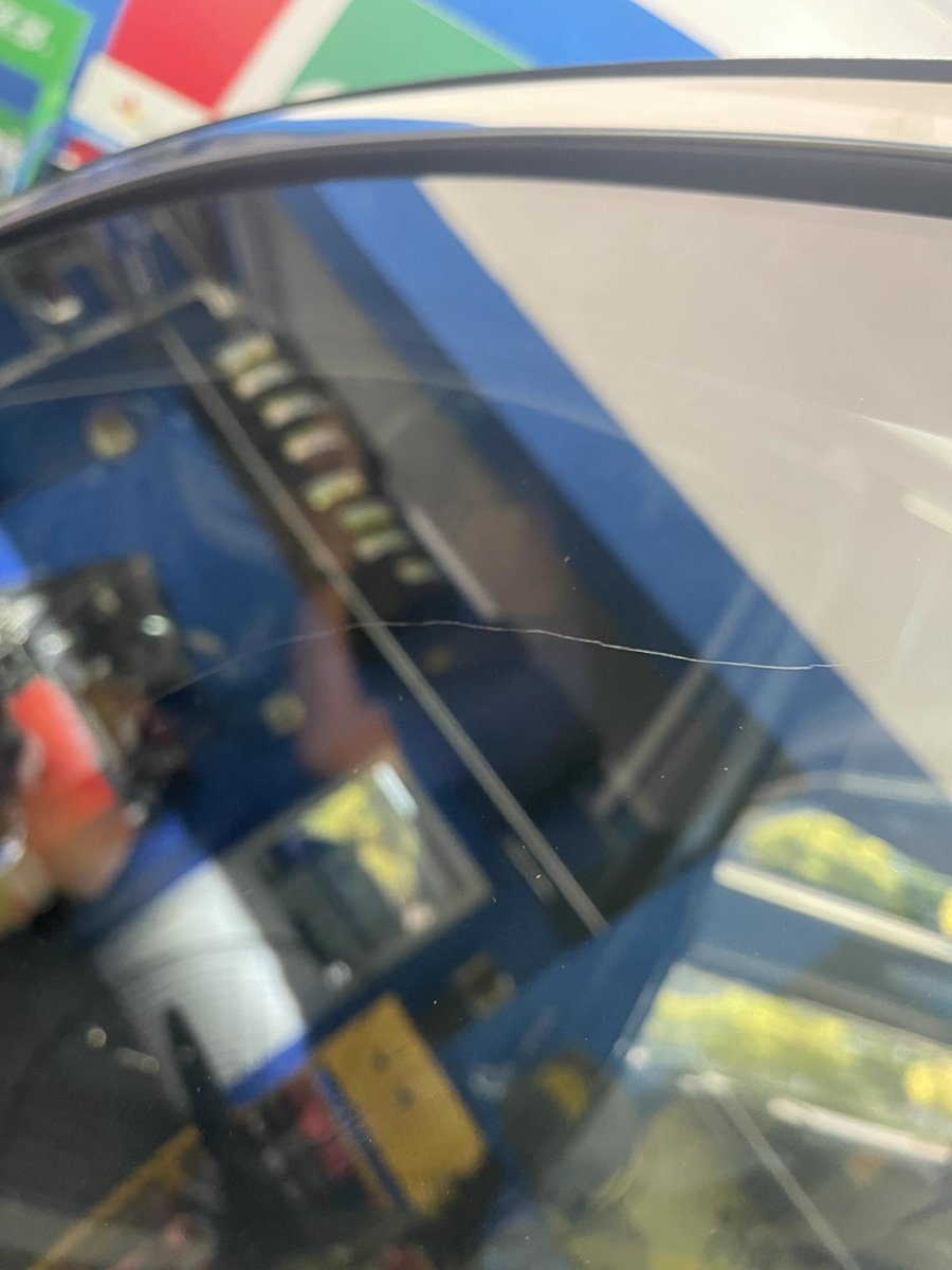 吉利星越L 主驾驶侧面玻璃被划了，有什么办法修复吗
