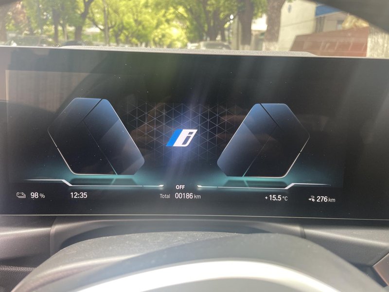 宝马i3 刚刚提新车 第一次充电满后表显278KM 开什么模式可以表显高一点啊