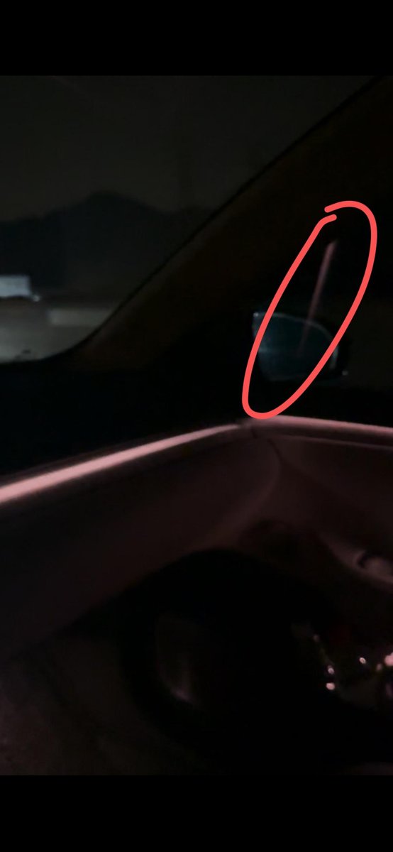 蔚来ES6 你们贴了车窗膜的有遇到过在某些强光下车内反光到后视镜上吗？ 这有点影响安全性。 现在再考虑贴膜，纠结了。