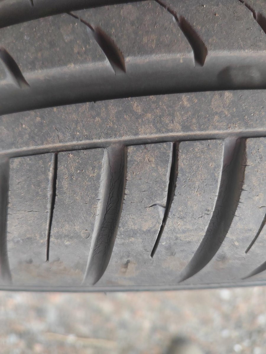 捷达VS5 继续提问轮胎的问题，厂家新换的轮胎已经换上了，可担心以后还会开裂，咋办？如果真的又开裂了，厂家还能给换么