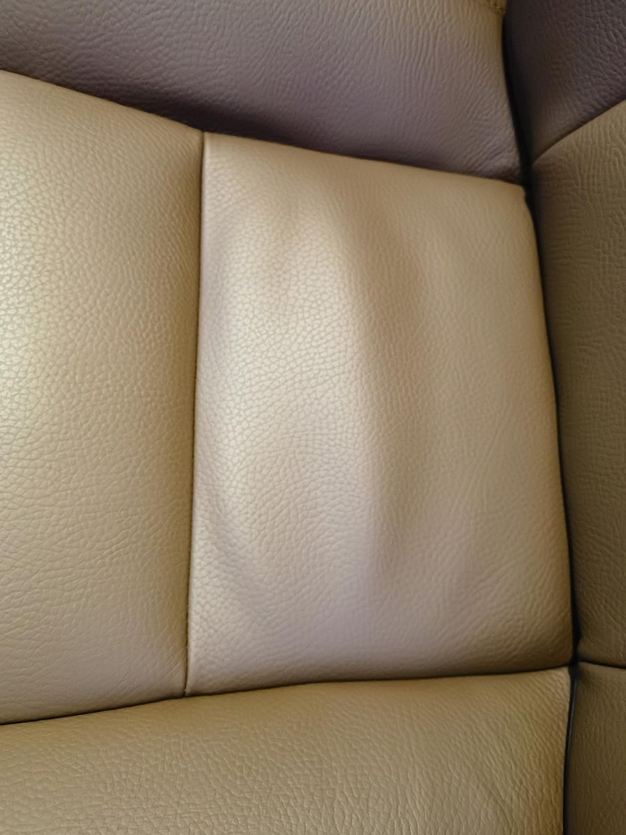 沃尔沃XC60 XC60致远版皮质座椅主驾那边感觉都坐鼓起来了。大家都一样么