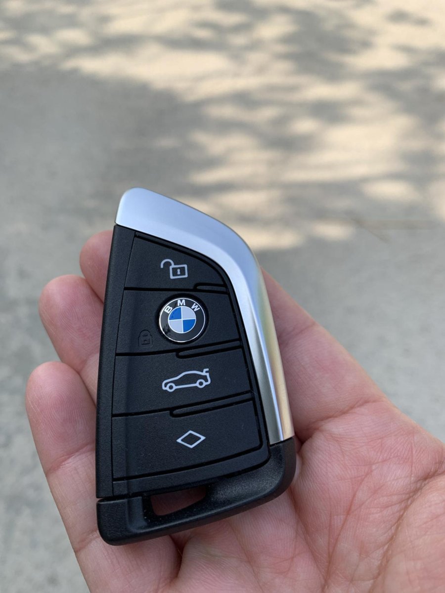 宝马X3 交车只给了一把钥匙，各位友友们，你们都是只有一把钥匙吗？