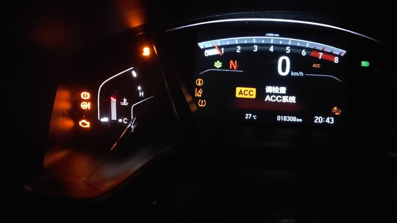 本田CR-V 买了一年的车子，好好的故障灯全亮了