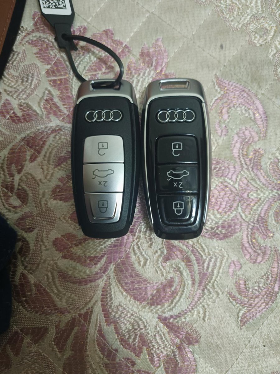 奥迪A6L，两把钥匙，哪个是主钥匙，哪个是副钥匙？有什么区别吗