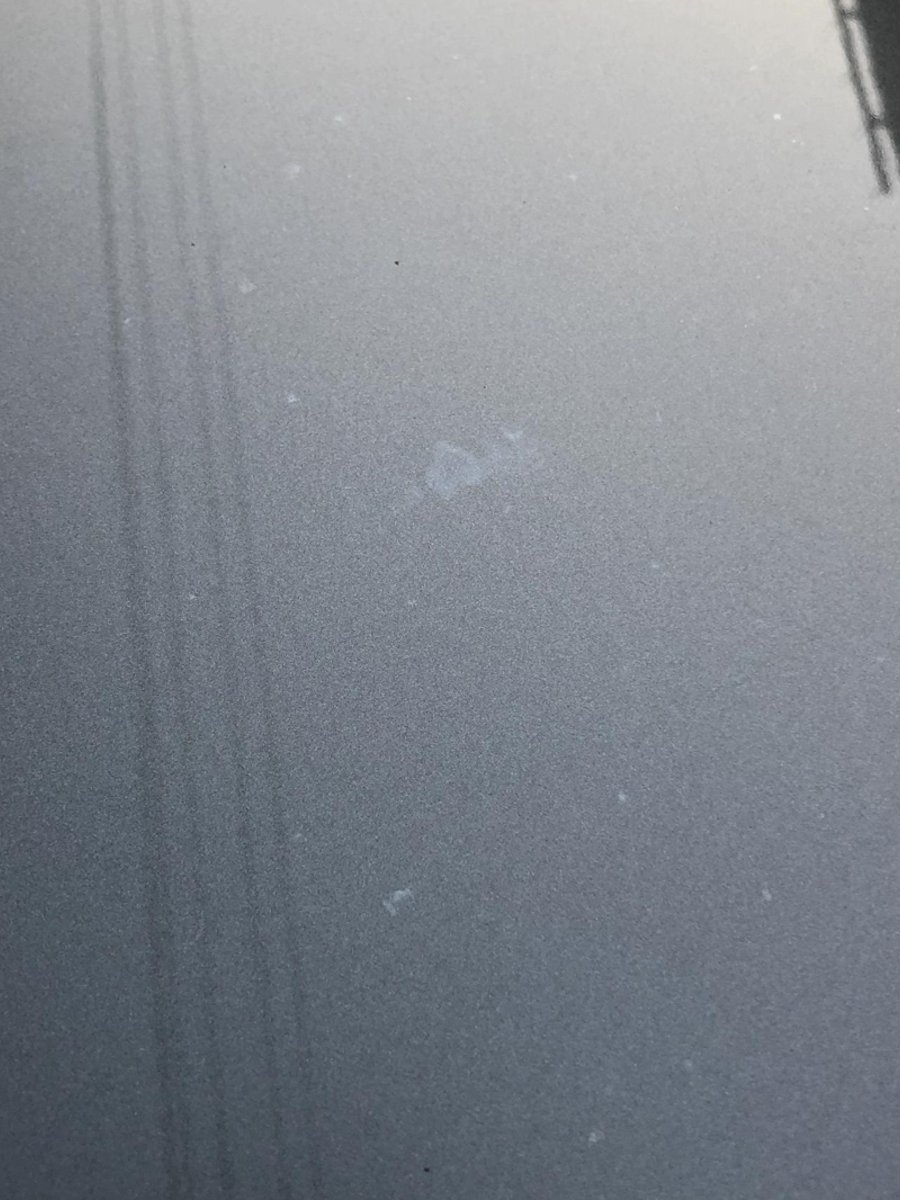 长安CS75 PLUS 车有没有这样就是有白斑渗透到车漆里面了，而且很多都是白斑洗也洗不掉擦也擦不掉 